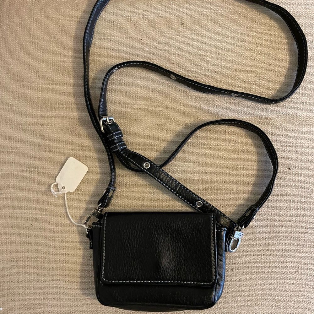 NWT Thirty-One Black Essentiels Crossbody Wallett w/Adjustable Strap
